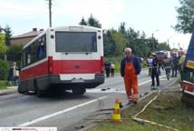 Horror w Łapczycy: zderzenie busa z tirem