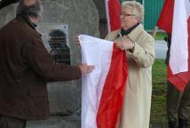 Damienice: Odsłonięto Pomnik Ofiar Zbrodni Katyńskiej