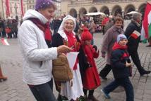 Kraków: Marsz Niepodległości-przemarsz przez rynek