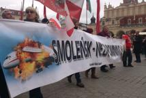 Kraków: Marsz Niepodległości-przemarsz przez rynek