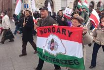 Kraków: Marsz Niepodległości-przemarsz przez rynek