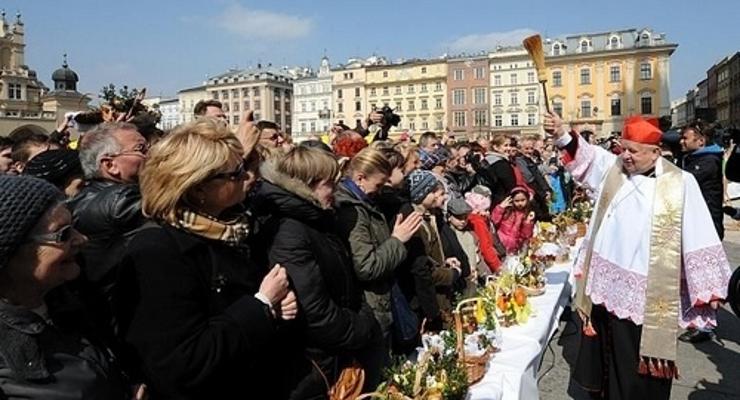 Święcenie i życzenia przed Bazyliką 