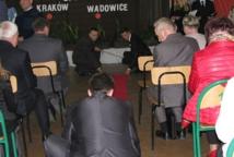Łapanów: pożegnanie III klas z udziałem radnych