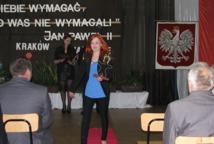 Łapanów: pożegnanie III klas z udziałem radnych