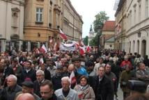 Krakowianie wierni trzeciomajowej tradycji (foto)