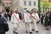 Krakowianie wierni trzeciomajowej tradycji (foto)