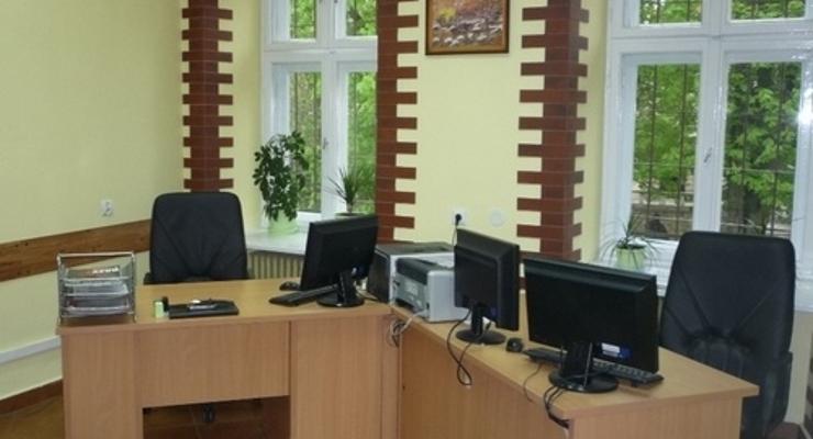Odnawianie komisariatu Policji w Nowym Wiśniczu