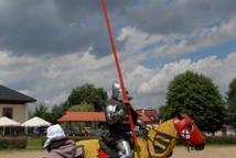 Rycerstwo potykało się w Niepołomicach (foto)