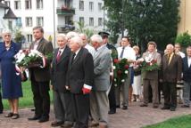 Cześć i chwała Bohaterom Powstania!