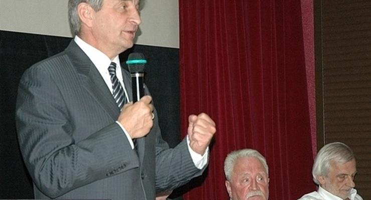 Wicemarszałek Kuchciński krytykuje rządy PO