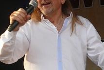 Marek Piekarczyk i Grzegorz Kapcia pod kominem