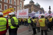 Bochnianie w pikiecie pod Urzędem Wojewódzkim