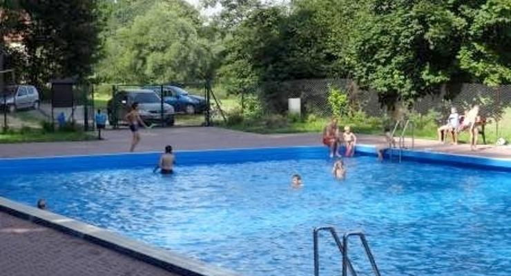 Basen w Łąkcie już czynny