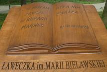 Odsłonięto ławeczkę poświęconą Marii Bielawskiej
