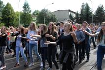 Synaj 2 – śpiewem i tańcem wielbili Pana Boga