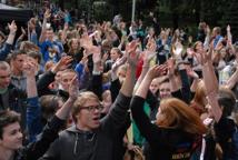  Synaj 2 – śpiewem i tańcem wielbili Pana Boga