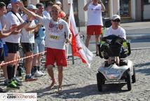 Ponad 200 osób pobiegło charytatywnie przez Bochnię