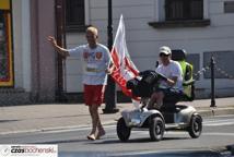 Ponad 200 osób pobiegło charytatywnie przez Bochnię