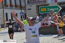 Ponad 200 osób pobiegło charytatywnie przez Bochnię