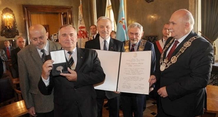Cracoviae Merenti dla hutniczej Solidarności
