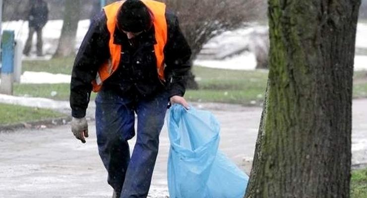 W kamizelce BZUK za oplucie burmistrza