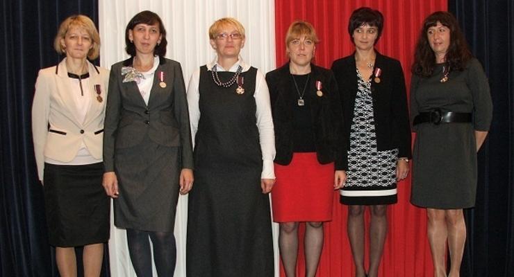 Medale dla wyróżnionych pedagogów