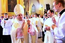 Święcenia biskupie ks. Leszka Leszkiewicza