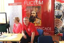 Sieci na gimnazjalistów zarzucone