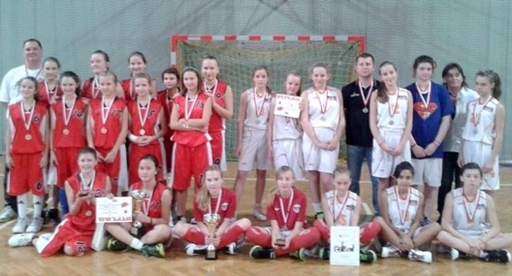 Turniej Koszykówki z okazji Święta Niepodległości