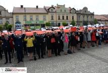 Święto Konstytucji 3 Maja - żywa flaga na rynku