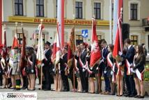 Święto Konstytucji 3 Maja - żywa flaga na rynku