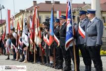 Święto Konstytucji 3 Maja - żywa flaga na rynku