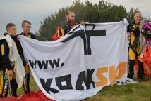 W Nieszkowicach żyje pamięć o poległych lotnikach