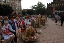 Dożynki powiatowe: piękne wieńce i… gradobicie