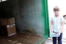 10 ton makulatury dla Kamerunu