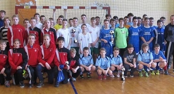 MOSiR II wygrał Świąteczny Halowy Turniej Trampkarzy