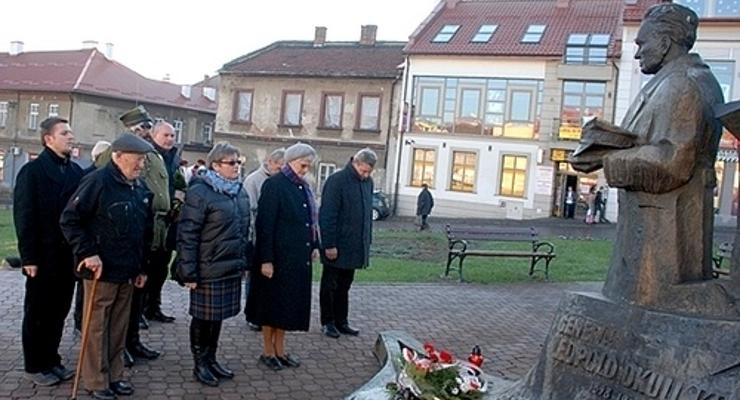 Cześć pamięci Generała Okulickiego