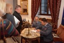 Książka o stróżach prawa ujrzała światło dzienne