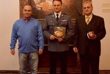 Książka o stróżach prawa ujrzała światło dzienne