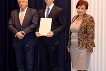 11 uczniów z powiatu otrzymało stypendia premiera