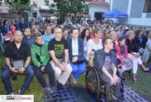 Wirydarz pełen muzyki ...