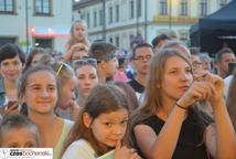 Natalia Nykiel, moda i taniec na scenie Dni Bochni