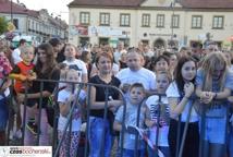 Natalia Nykiel, moda i taniec na scenie Dni Bochni