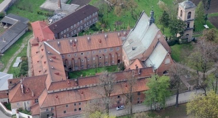 Koncert Pasyjny w staniąteckim klasztorze