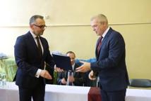 Gmina Bochnia: Wicewojewoda przekazał 4 mln rządowego wsparcia 