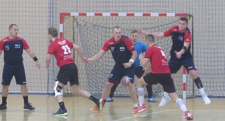 Ręczna: MOSiR pokonał faworyta