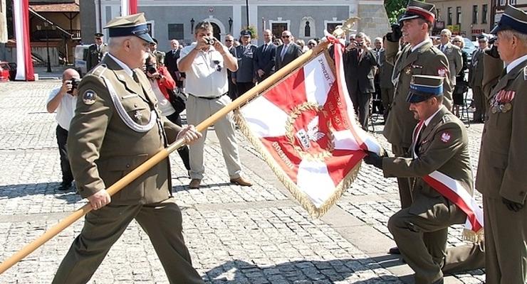 Dzień Wojska Polskiego: wręczenie sztandaru i pokazy