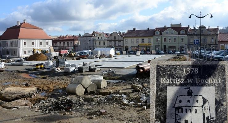 Płyty w chodniku opowiedzą bocheńską historię