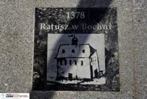 Płyty w chodniku opowiedzą bocheńską historię