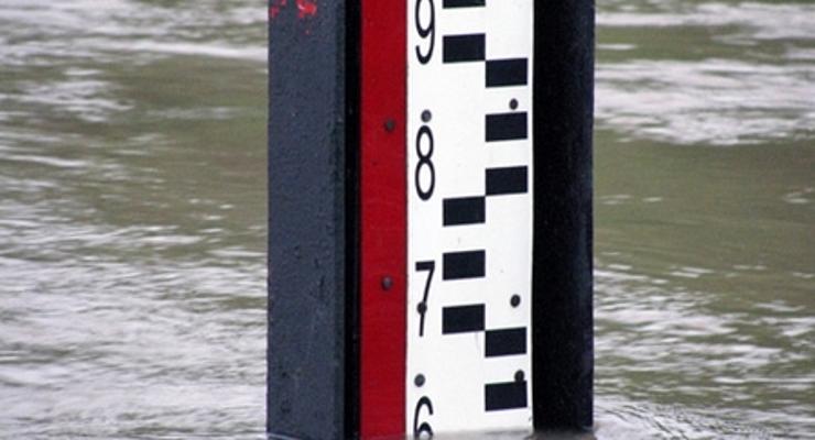 Powódź: alarm odwołany, trwa pogotowie